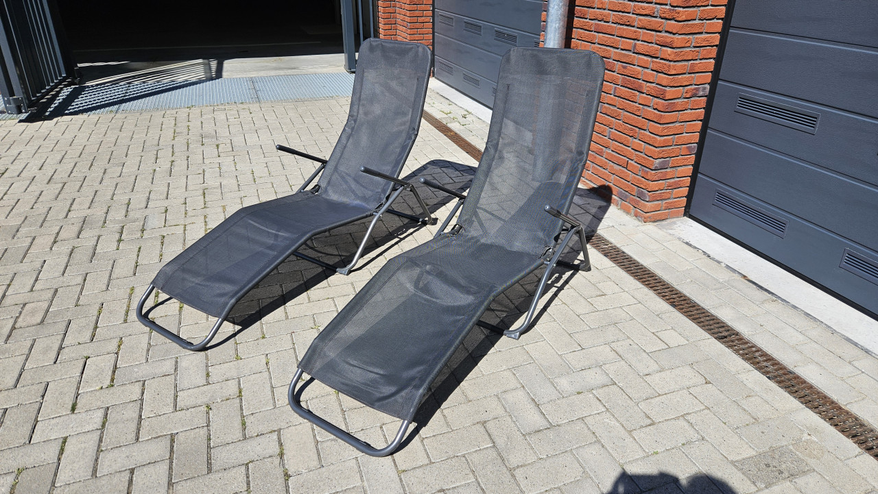 Ligstoelen ( kiepbaar ) type PARMA