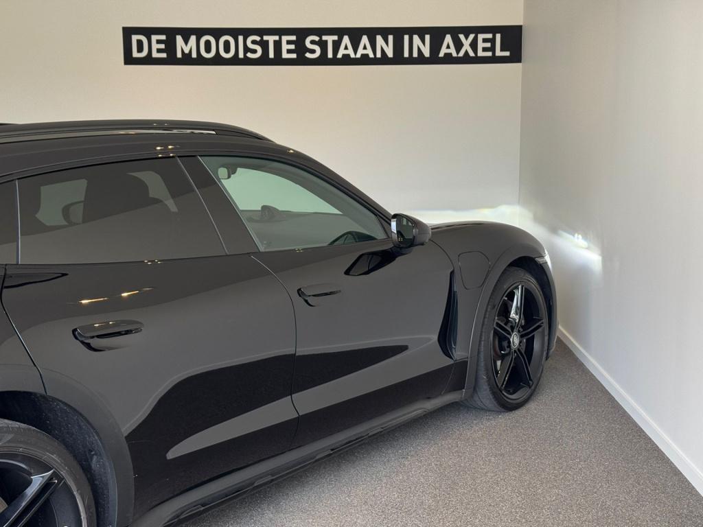 Porsche Taycan cross turismo 4 93 kwh