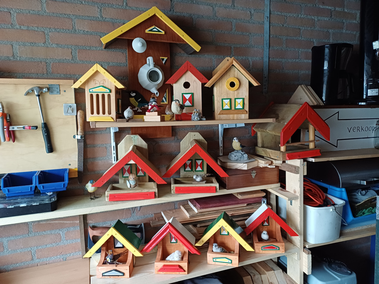 Vogelhuisjes , Nestkastjes , Voederplateaux  zie Foto's v.a 15,-