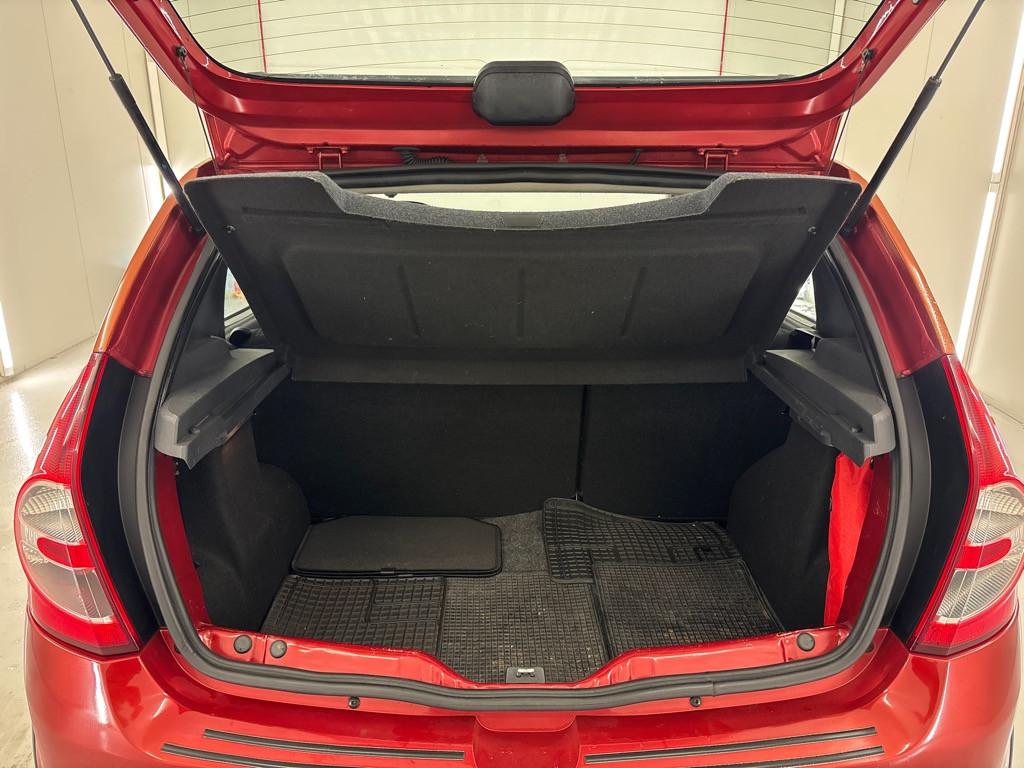 Dacia Sandero Stepway 1.6-Hoogzitter-Airco-trekhk-stuurbekr-nw.apk-2800,=