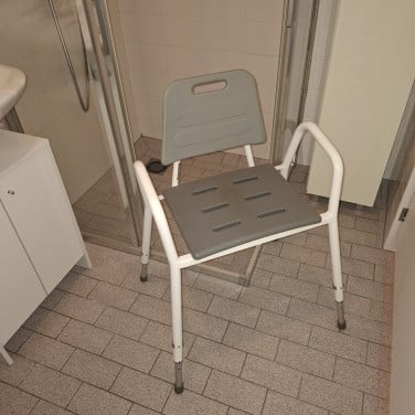 Douchestoel
