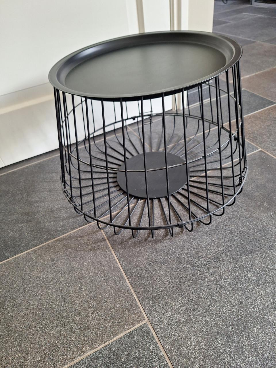 Zwarte bijzettafel