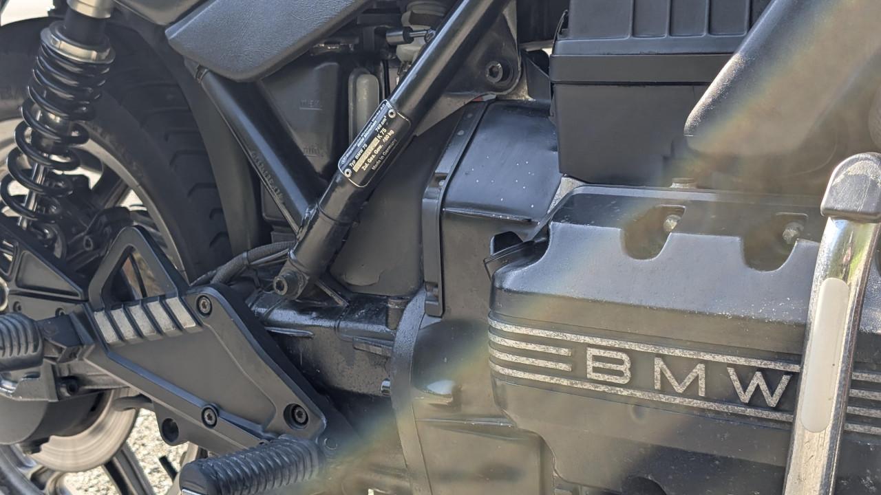 BMW K75
