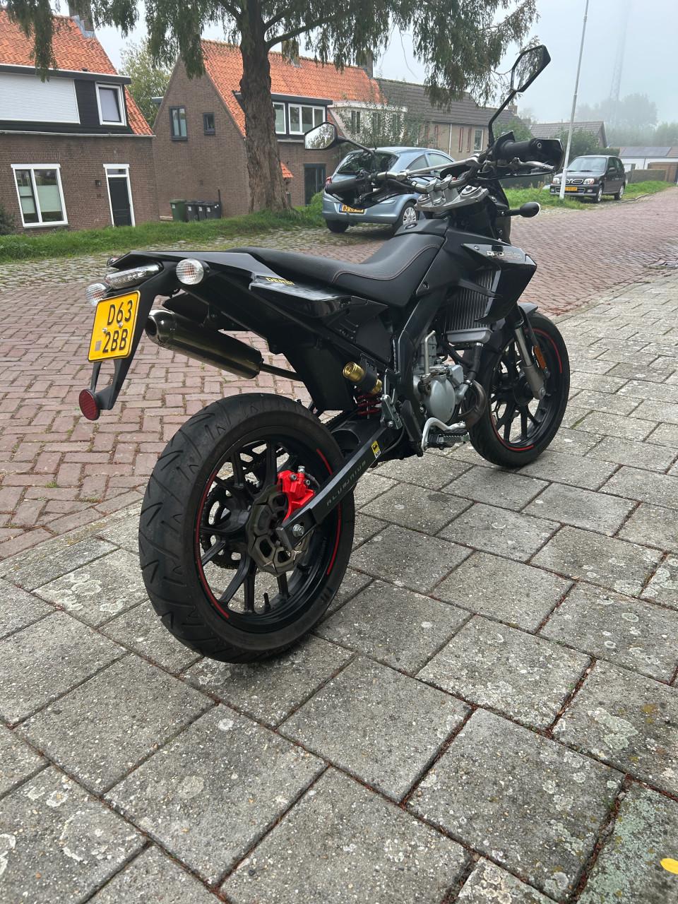Te koop schakelbrommer 06-53767777