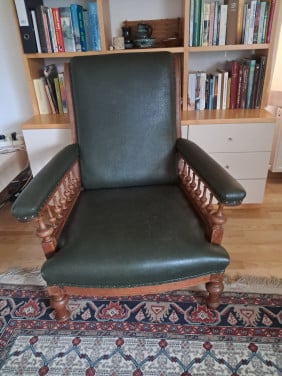 Antieke fauteuil