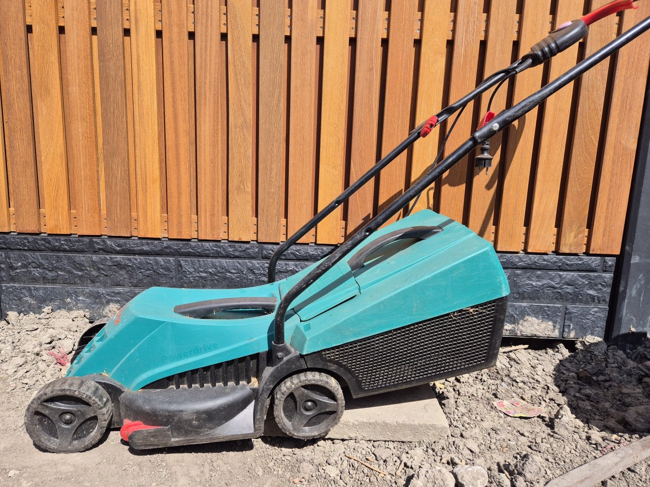 Grasmaaier Bosch Arm 3200