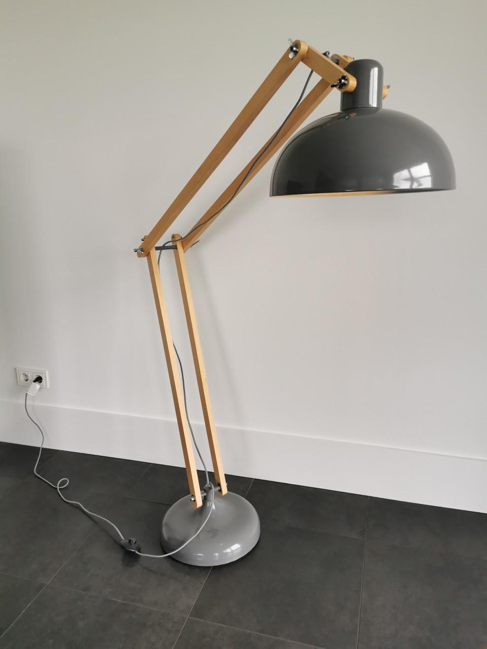 Vloerlamp