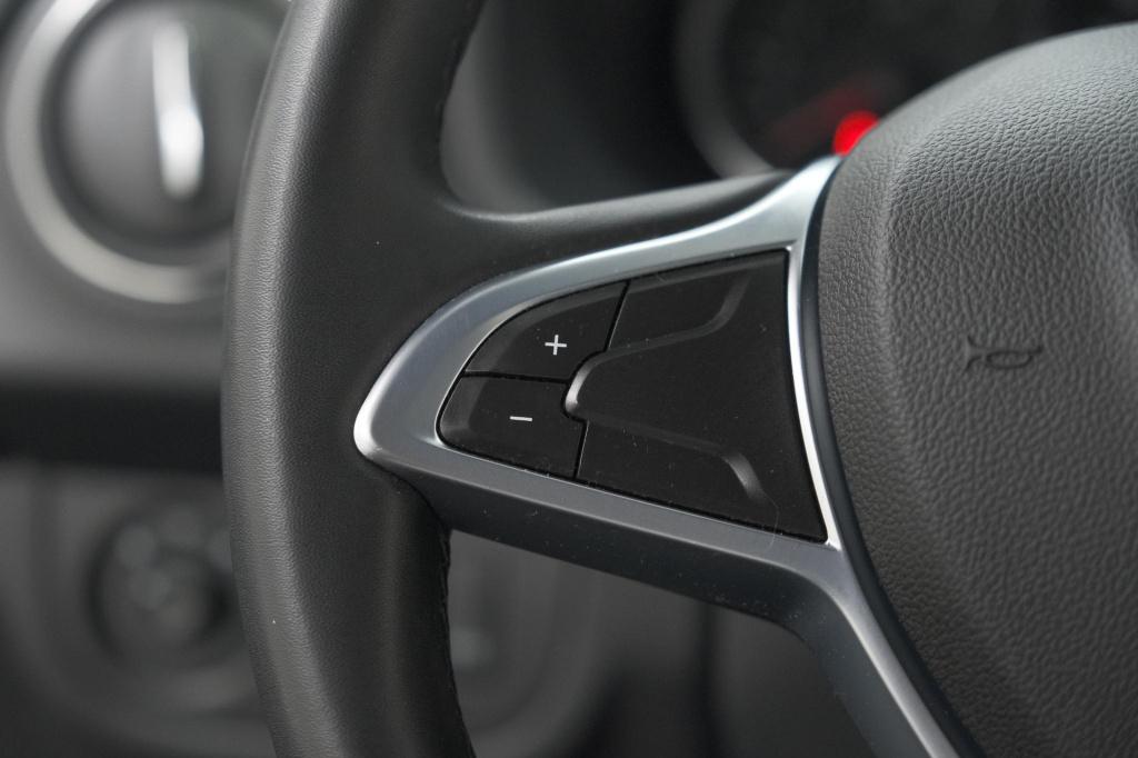 Dacia Sandero Stepway tce 90 sl | parkeersensoren | cruise control | naviga