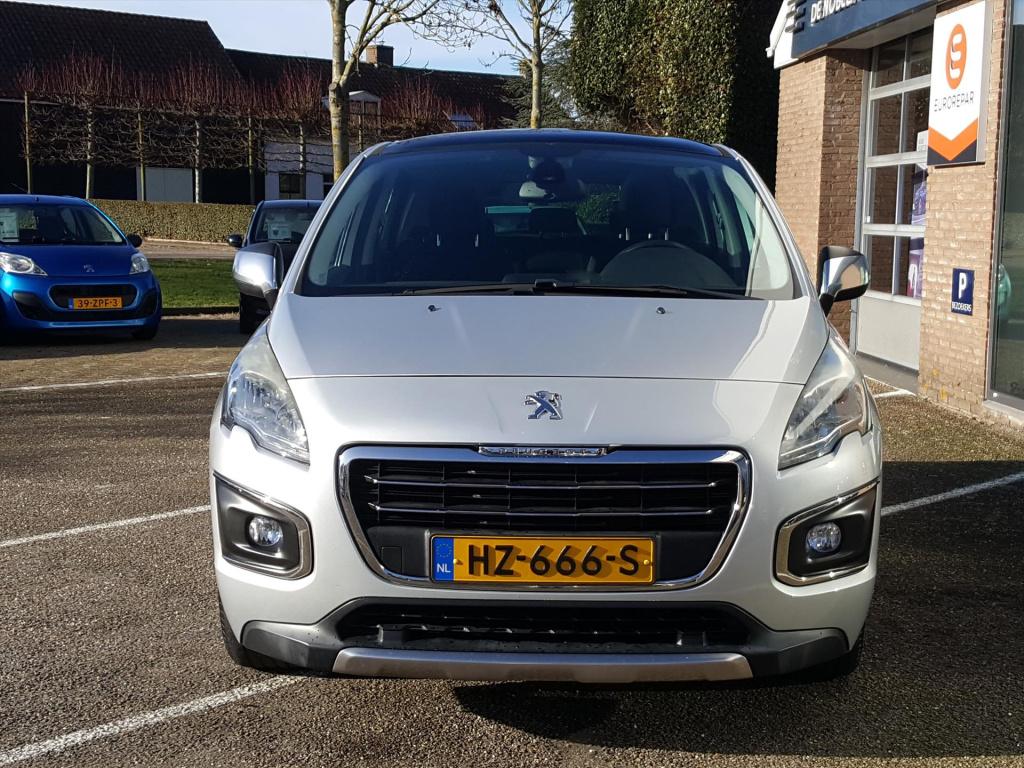 Peugeot 3008 style 1.2pt-130pk trekhaak | navigatie | cruise & climate cont