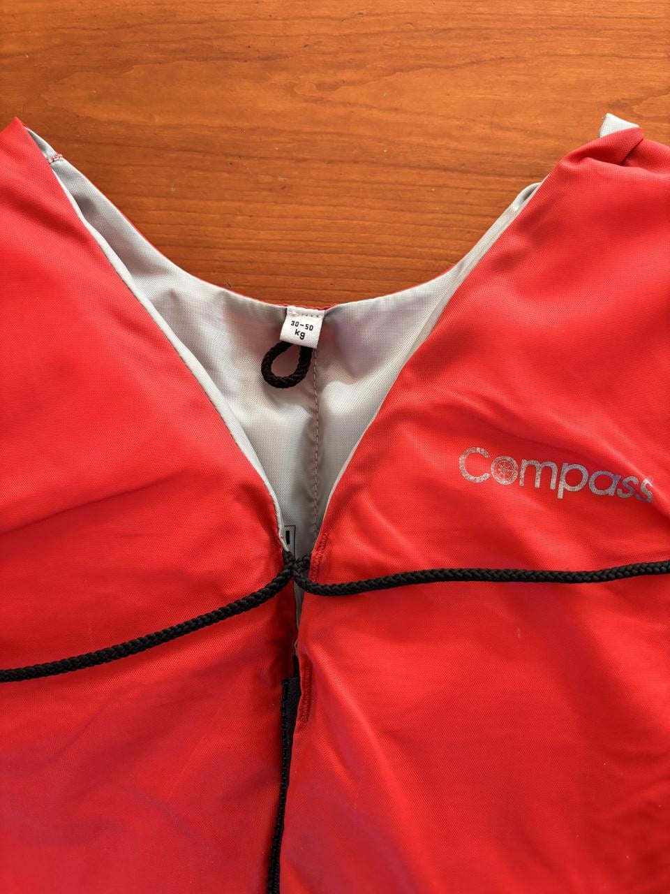Kinderzwemvest 30-50 kilo merk Compass.