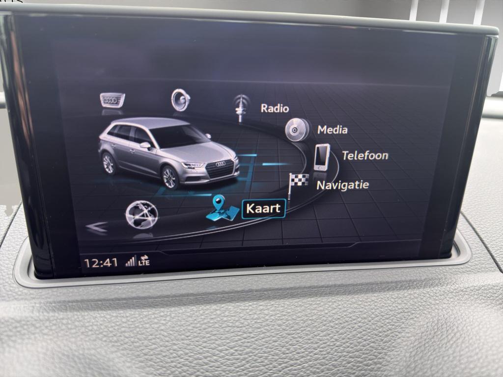 Audi A3 sportback 30 tfsi | navi | parkeersensors v+a | airco (automatisch)