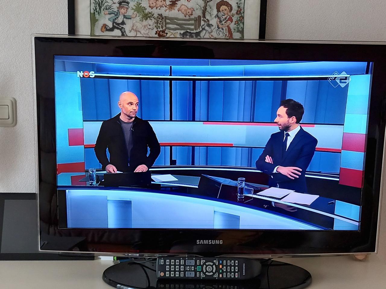 Samsung 32 inch. ( 82 cm ) LED TV, type LE32D450, geheel compleet