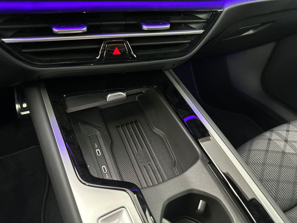 Volkswagen Passat variant r-line business 1.5 110 kw / 150 pk etsi variant 