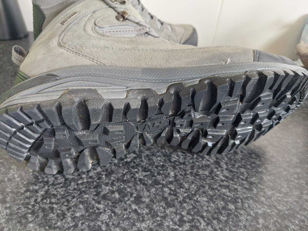 Te koop zgan dames wandel schoenen