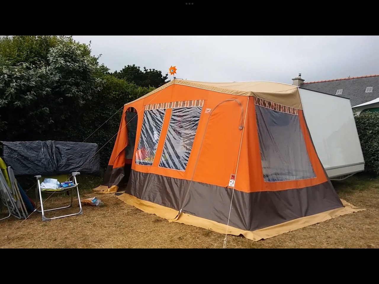 Vouwwagen klapcaravan retro rapido