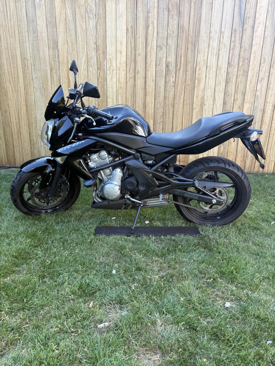 Kawasaki ER6N