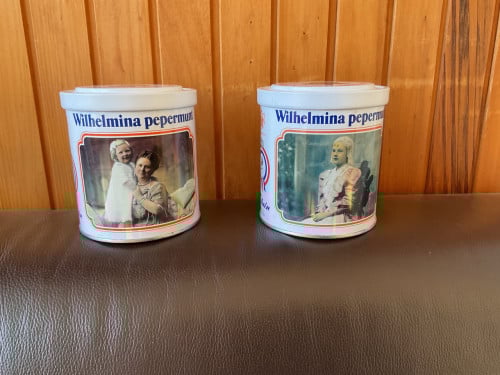 Wilhelmina pepermunt blikken 2 verschillende
