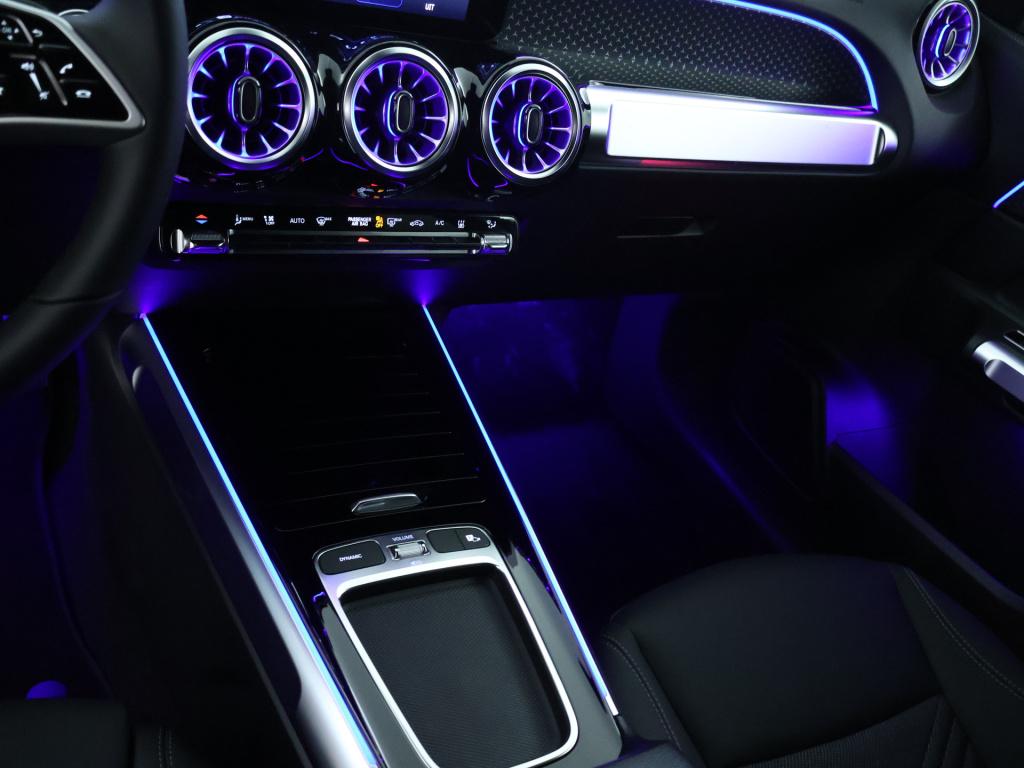 Mercedes-Benz Eqb 250+ essential line 7p. 71 kwh | parkeerpakket met achter