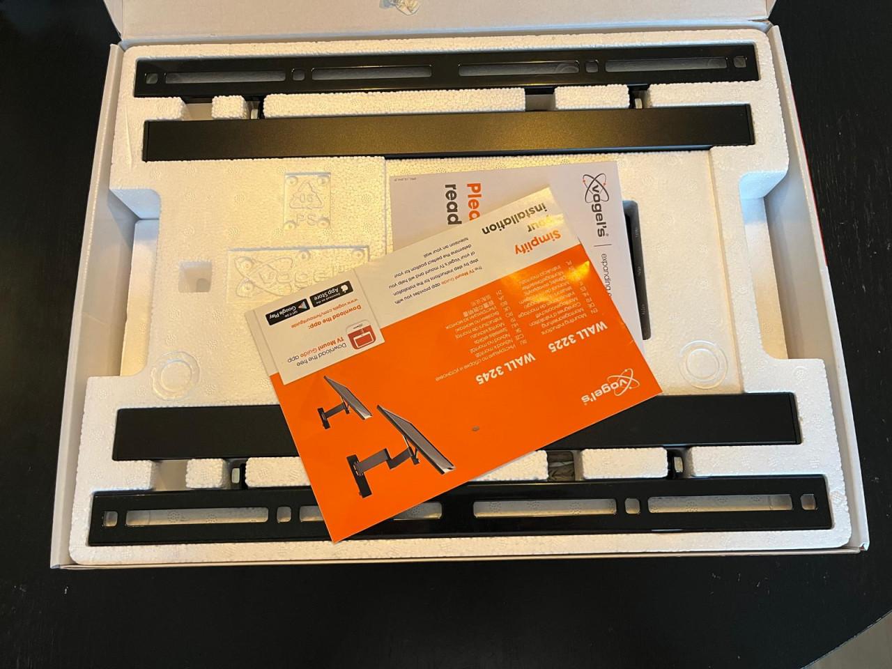 Vogel’s TV muurbeugel 32–55 inch – draaibaar (180°)