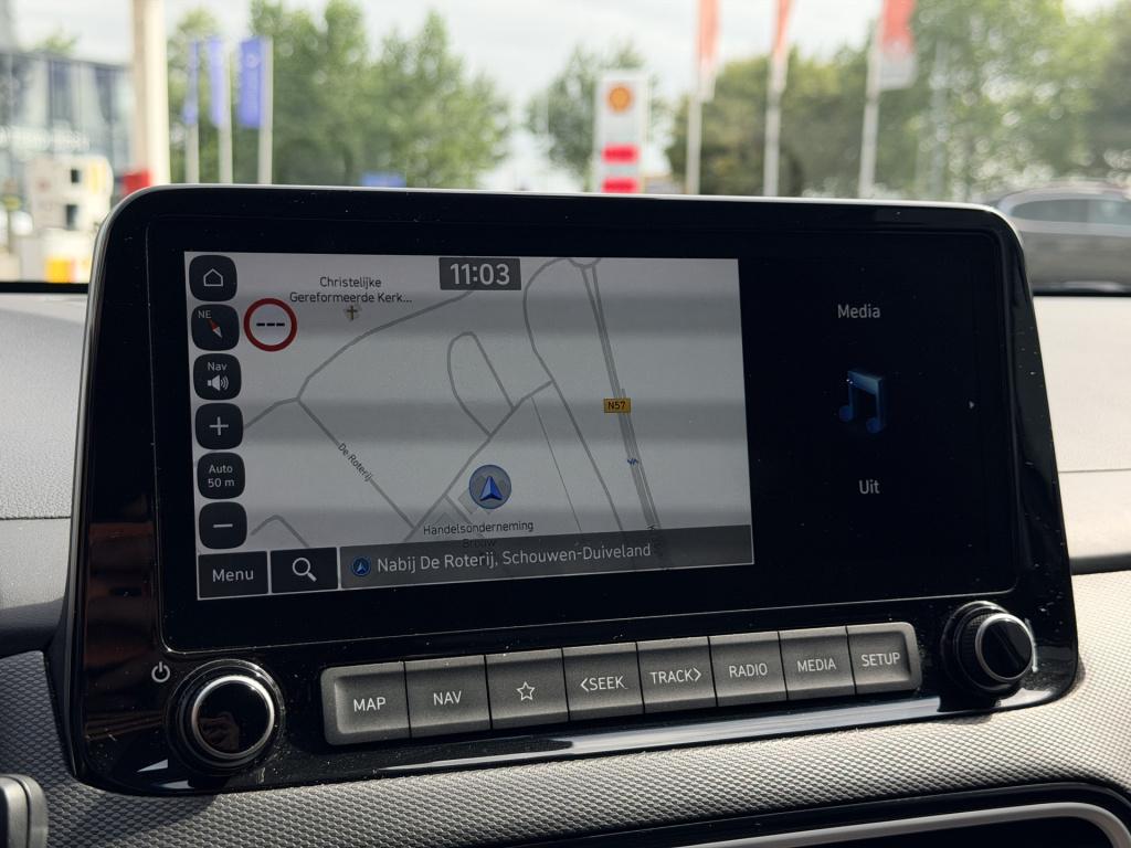 Hyundai Kona 1.6 gdi hev premium two-tone | carplay | camera | cruise contr