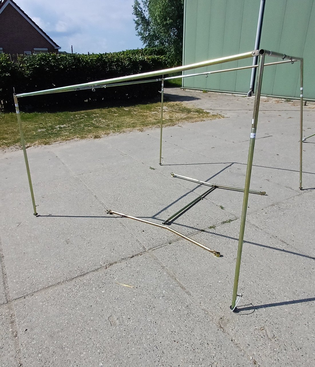 Voortent, luifel en aanbouw