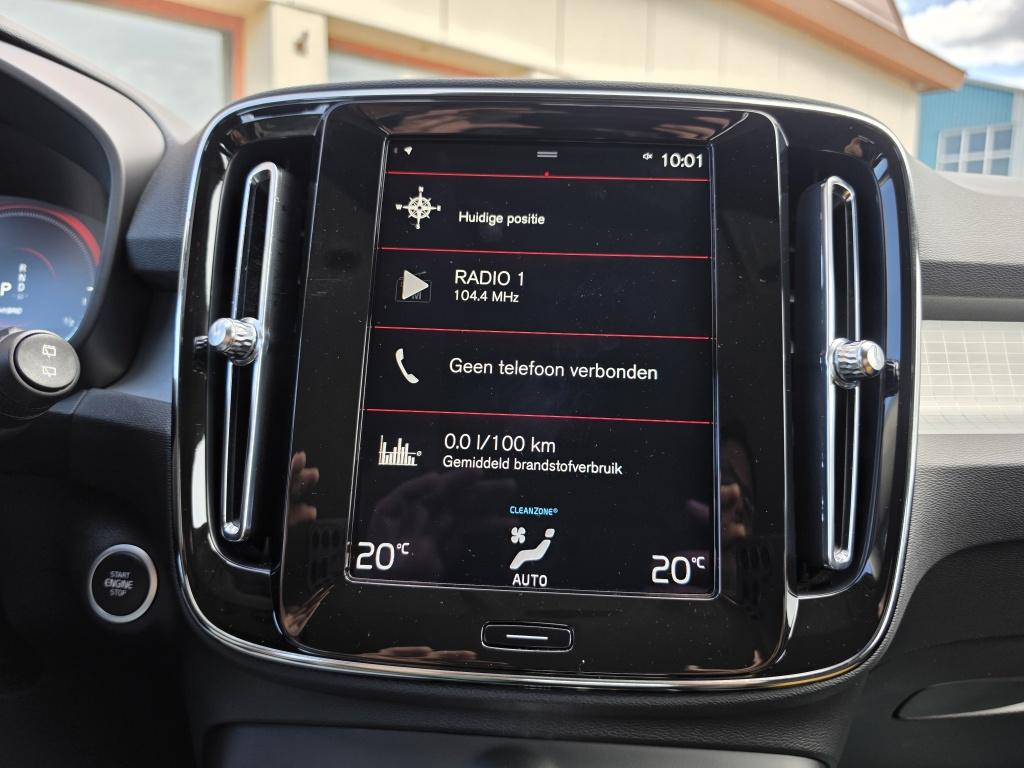 Volvo XC40 inscription recharge plug-in hybrid | led | airco | navi | lane-