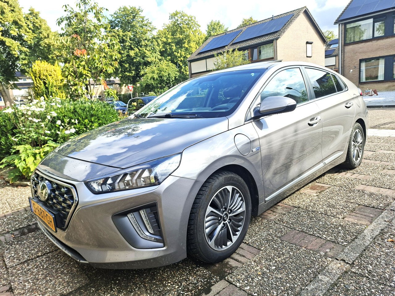 Hyundai Ioniq 1.6 GDI PHEV Premium