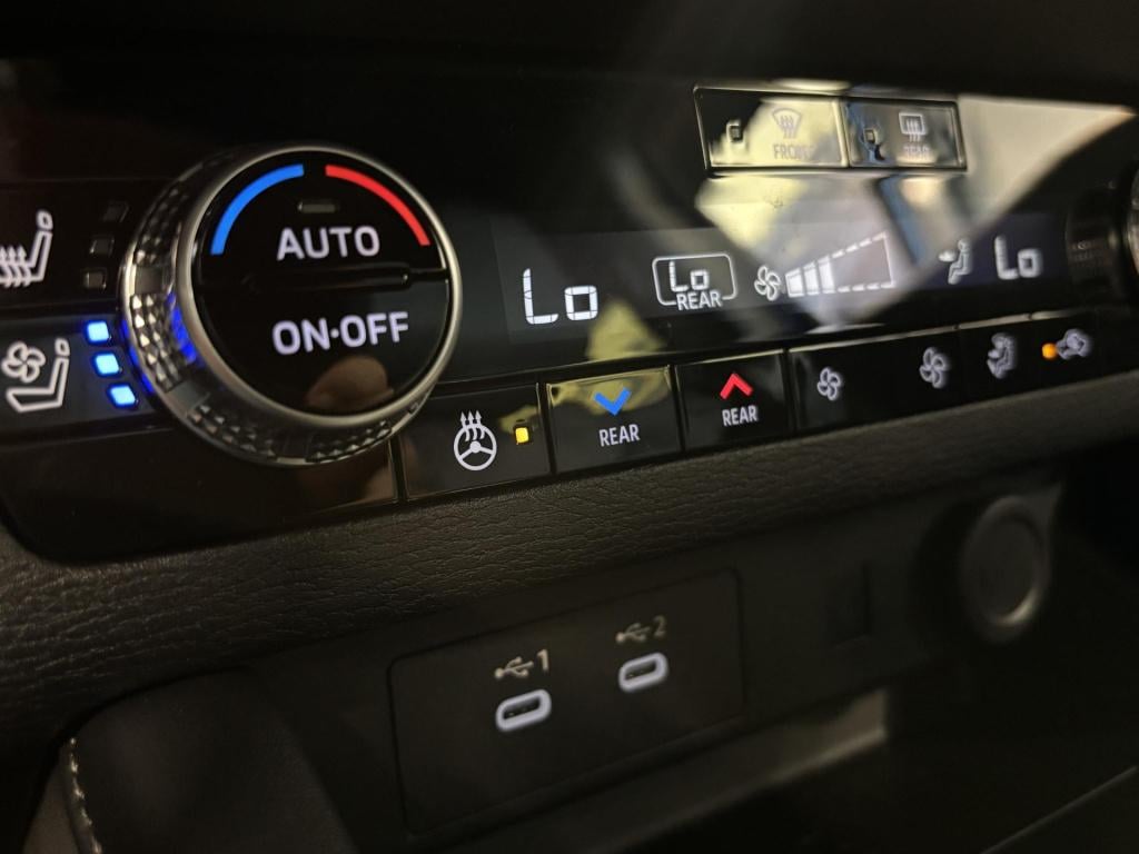 Mitsubishi Outlander 2.4 phev instyle