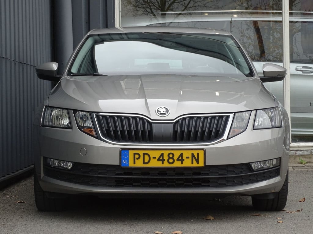 Skoda Octavia 1.0 tsi greentech ambition business