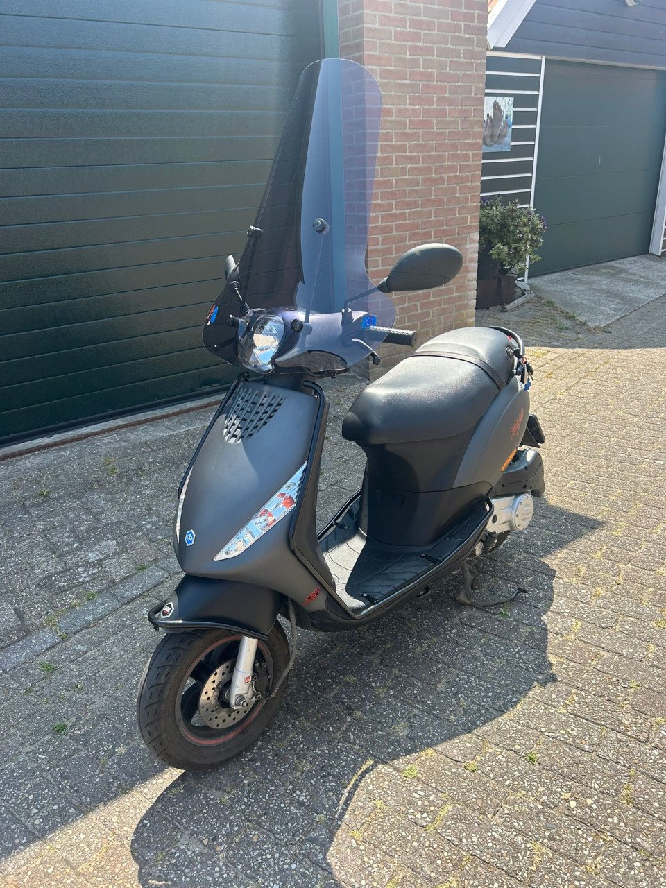 Scooter Piaggio zip