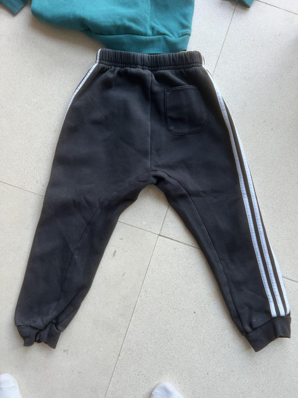 Adidas setje maat 104