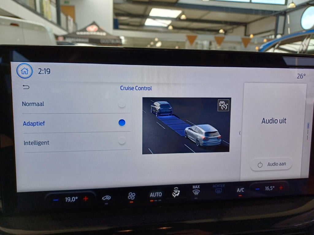Ford Focus wagon 1.0 ecoboost hybrid st line