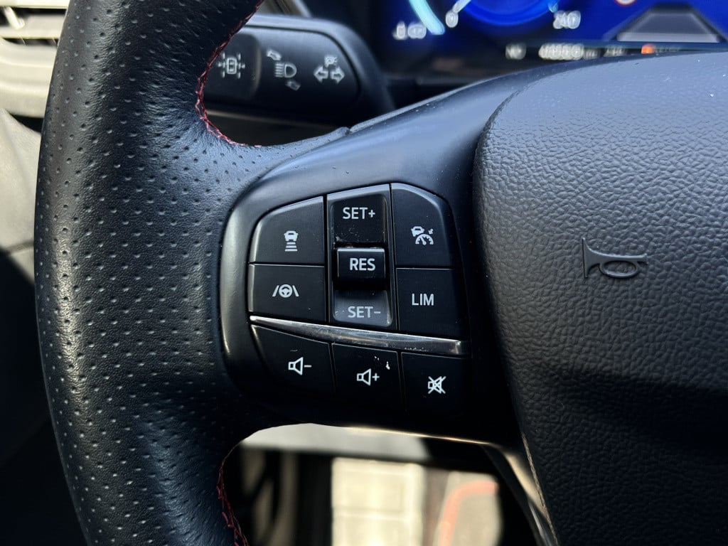 Ford Kuga 2.5 phev st-line x | camera | trekhaak | stoel/ stuur verwarming 