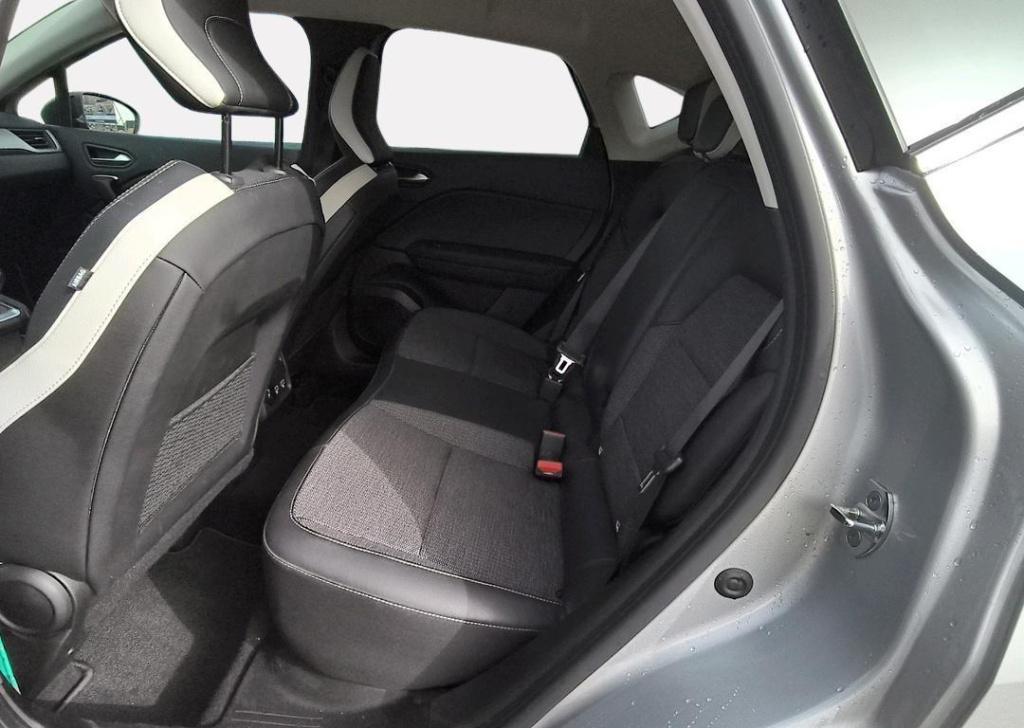 Renault Captur 1.6 e-tech hybrid 145 intens