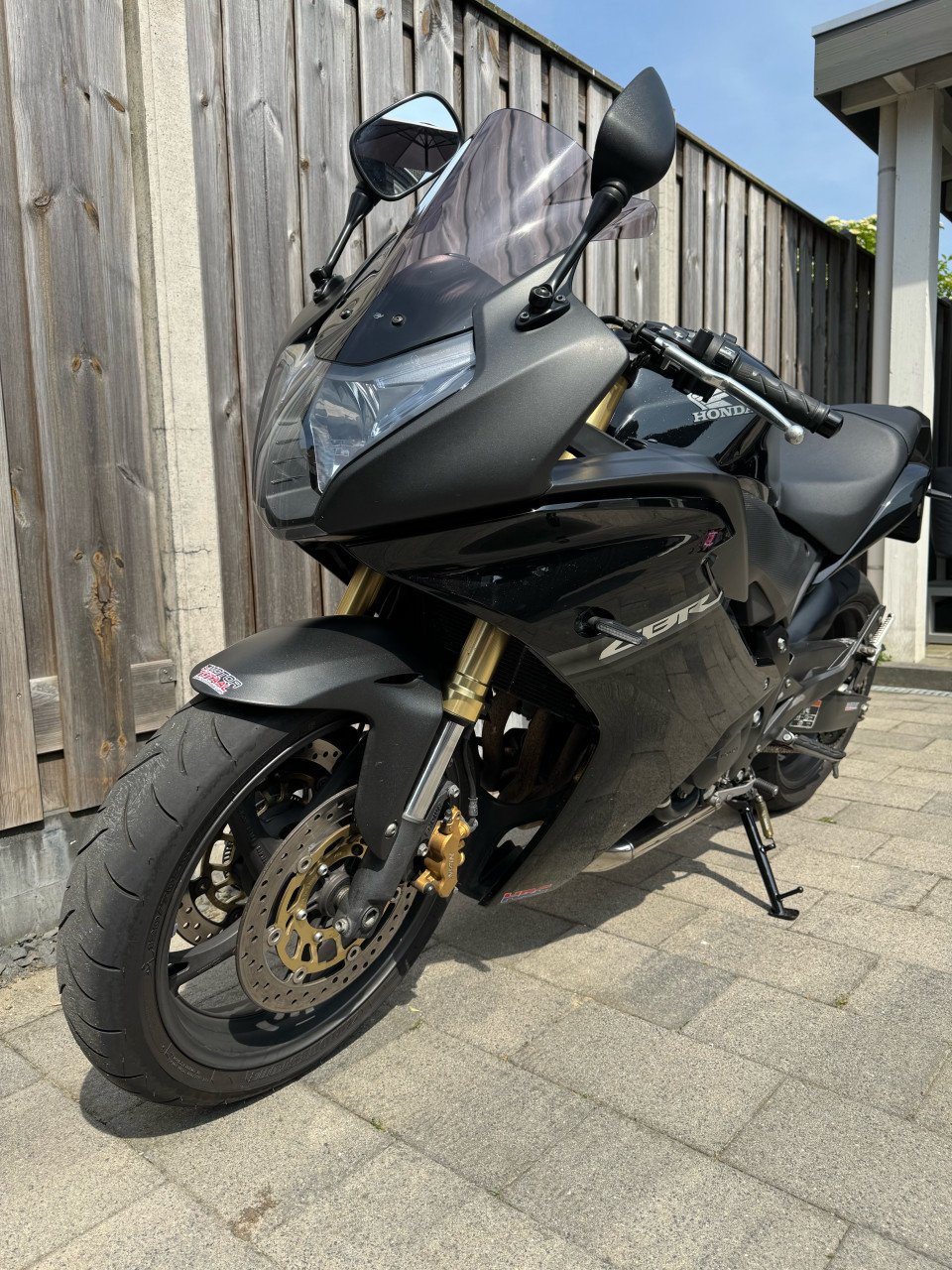 Honda CBR 600F 2011