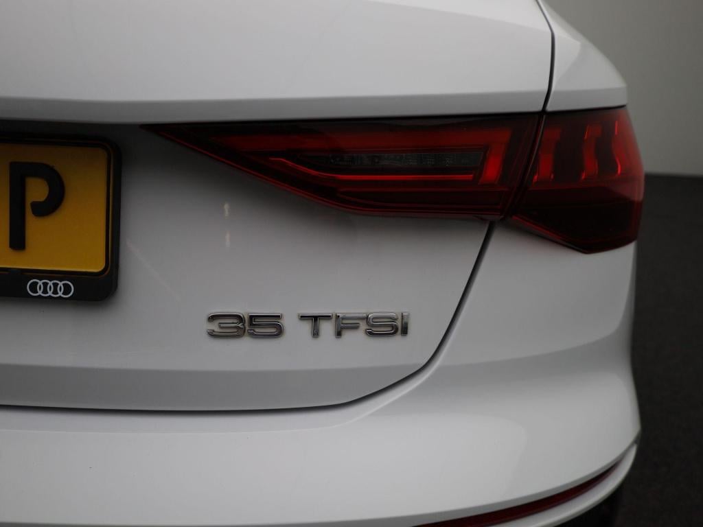 Audi A3 sportback 35 tfsi s edition | automaat | stoelverwarming | panorama