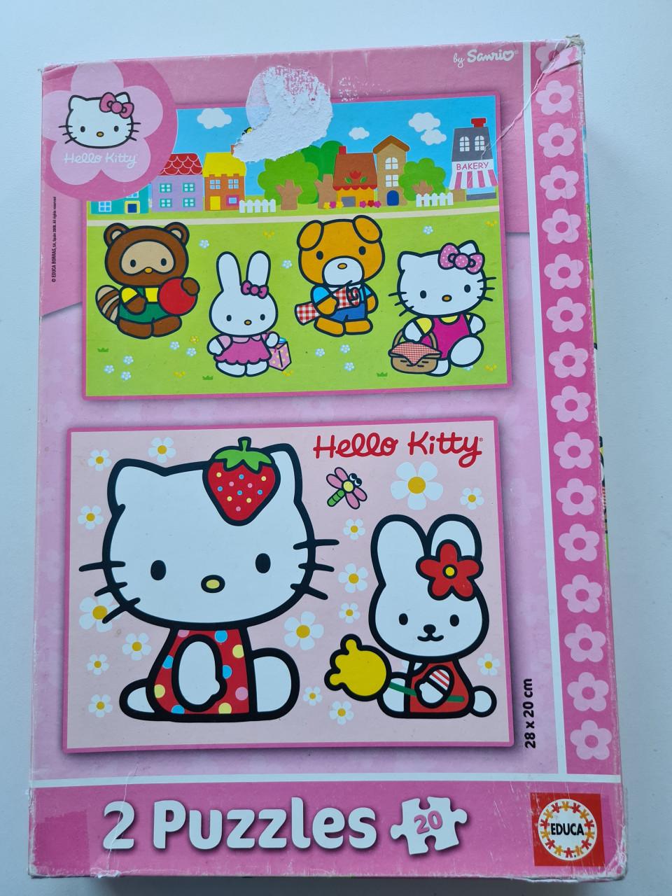 Twee Hello Kitty puzzels van 20 stukjes