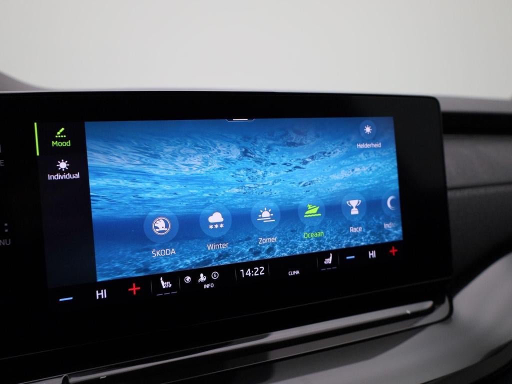 Skoda Octavia combi 1.5 e-tsi business edition plus | automaat | navigatie 