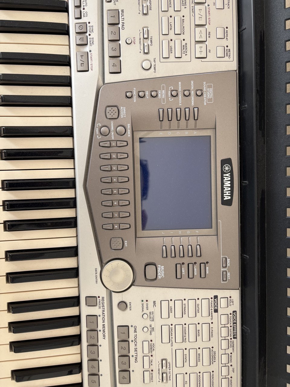 Yamaha PSR-2100 keyboard