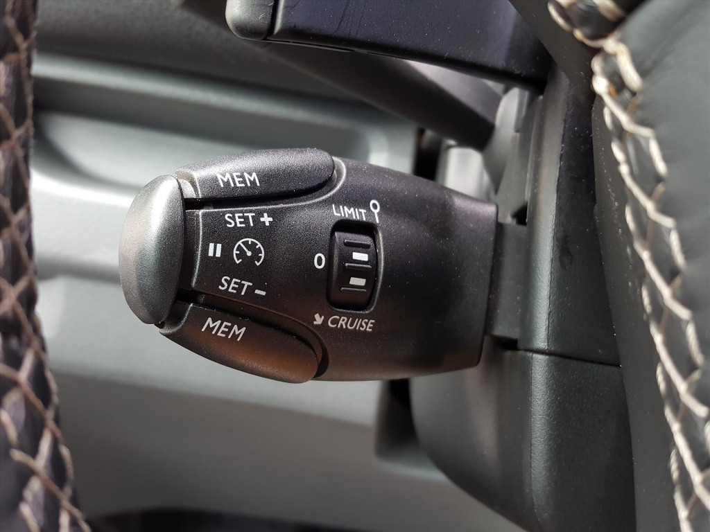 Peugeot Expert asphalt l2/std/231 2.0hdi-120pk automaat(eat6) 3p.| navi | b