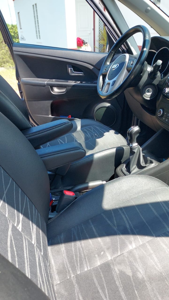 Kia Venga 1.4 2018 Panoramadak Grijs