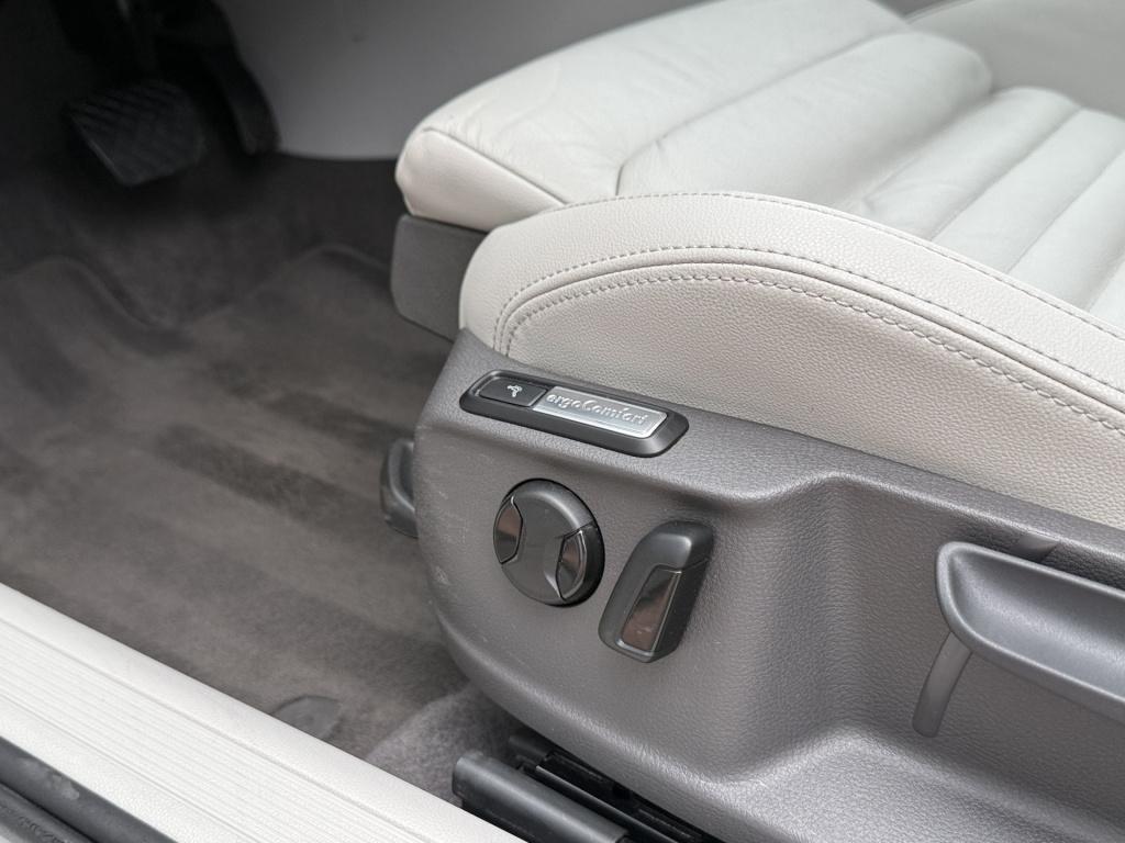 Volkswagen Passat variant 1.4 tsi phev gte 218pk | pano dak | head up | tre