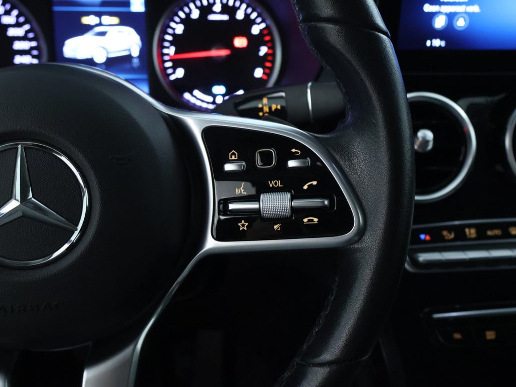 Mercedes-Benz Glc 200 business solution limited | trekhaak | stoelverwarmin