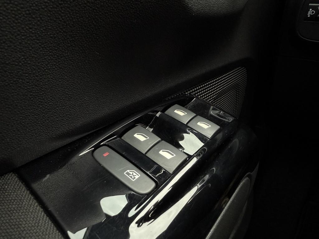 Citroen C3 1.2 pt s&s shine // automaat // trekhaak //