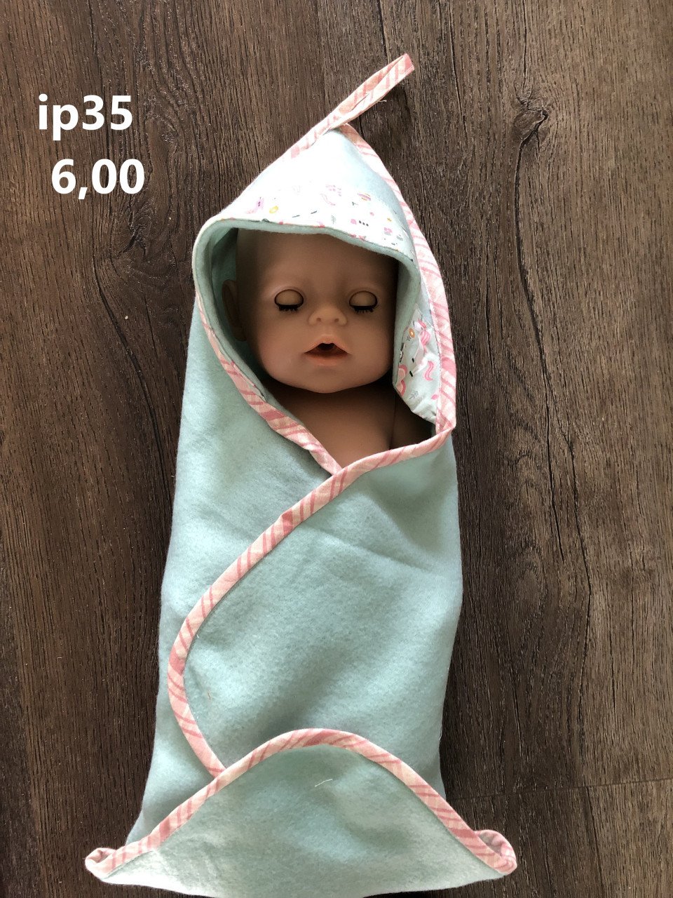 Baby born / babyborn badcape. Opbrengst KiKa. Poppenkleertjes.