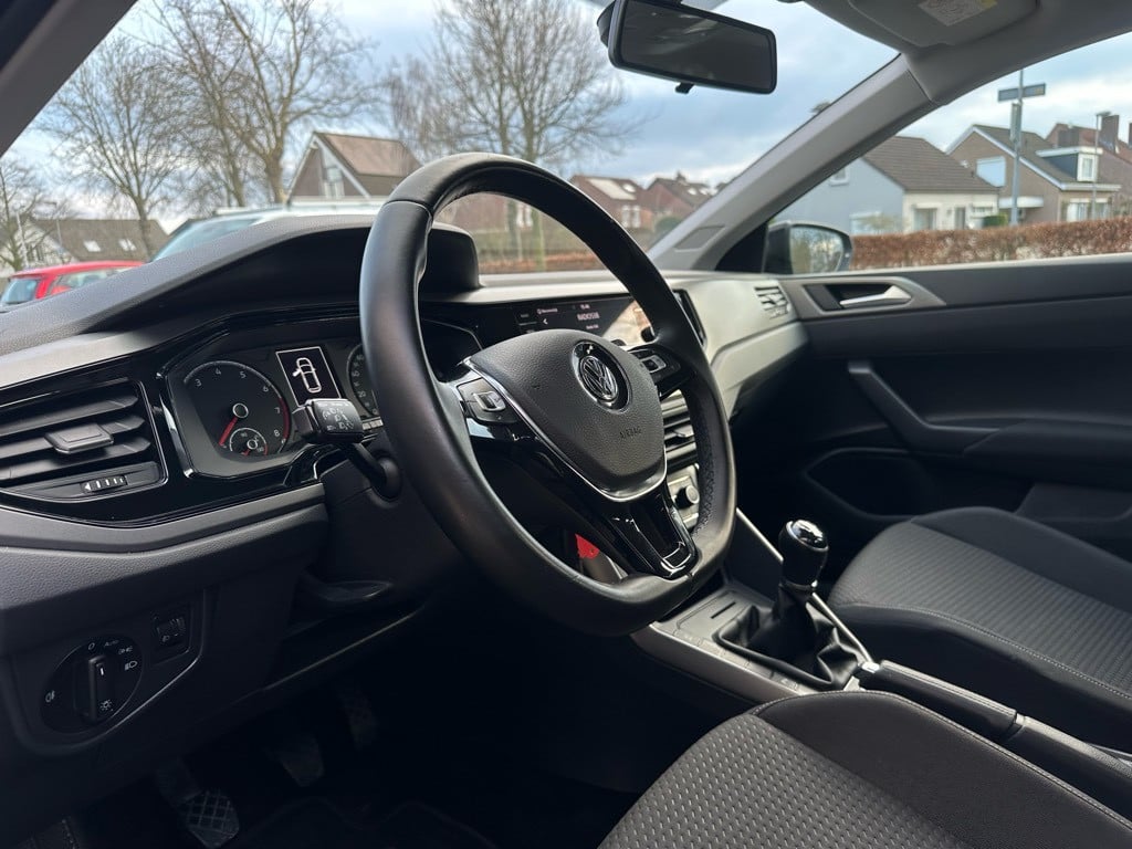 Volkswagen Polo 1.0 mpi comfortline
