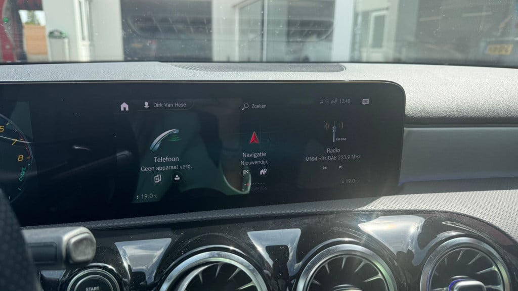 Mercedes-Benz A-Klasse 250 e business solution amg limited