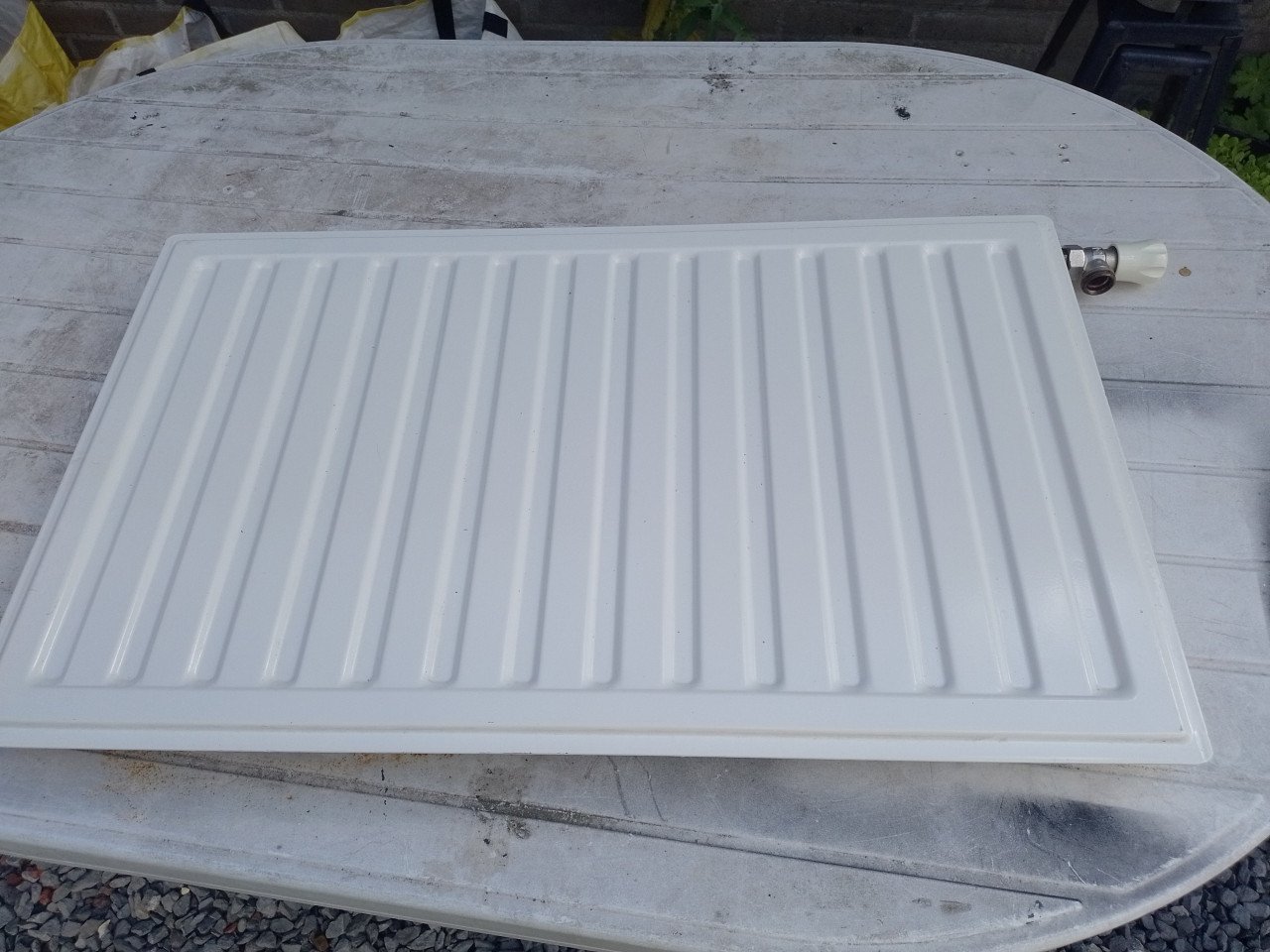 Kleine radiator in goede staat