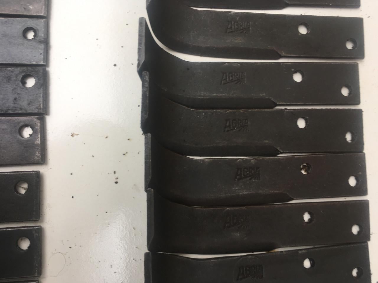 Freesmessen nieuw origineel agria zowel link als rechts gaten 8mm