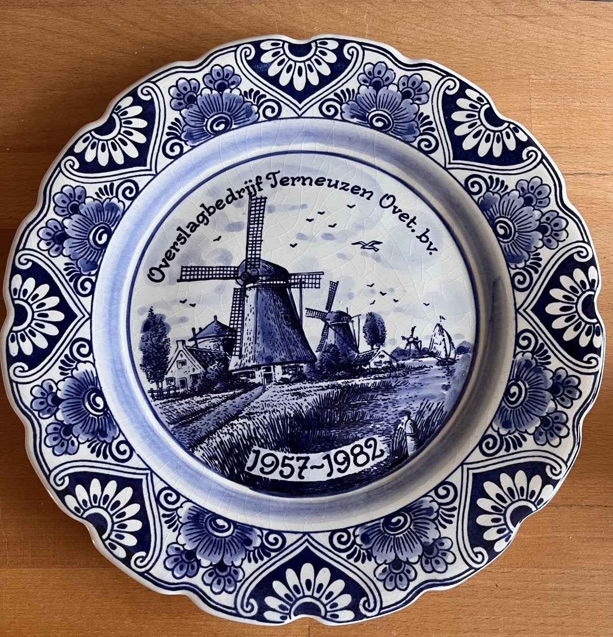 Delfts blauwe schalen en bord